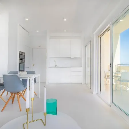 Apartment Frontal View With Spacious Balcony Marbella