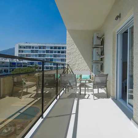 Frontal View With Spacious Balcony Marbella
