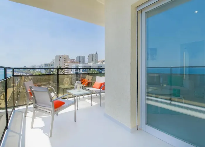 Frontal View With Spacious Balcony * Marbella